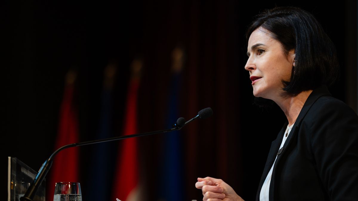 A csúfos választási kudarc után lemondott Kunhalmi Ágnes