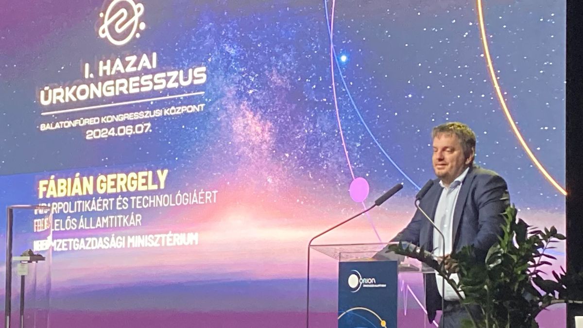Farkas Bertalannal, az első magyar űrhajóssal is lehet találkozni a füredi sétányon (galéria)