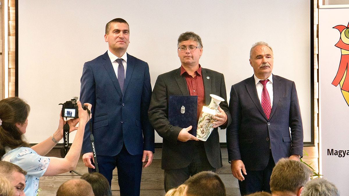 Elismerés Paloznaknak: megújulás hagyományőrzéssel