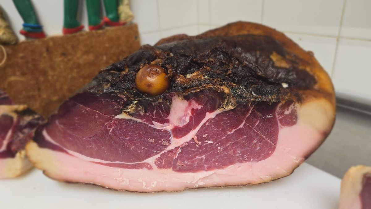 Húszkilós aratósonka a bakonyi fesztivál önkénteseinek, segítőinek