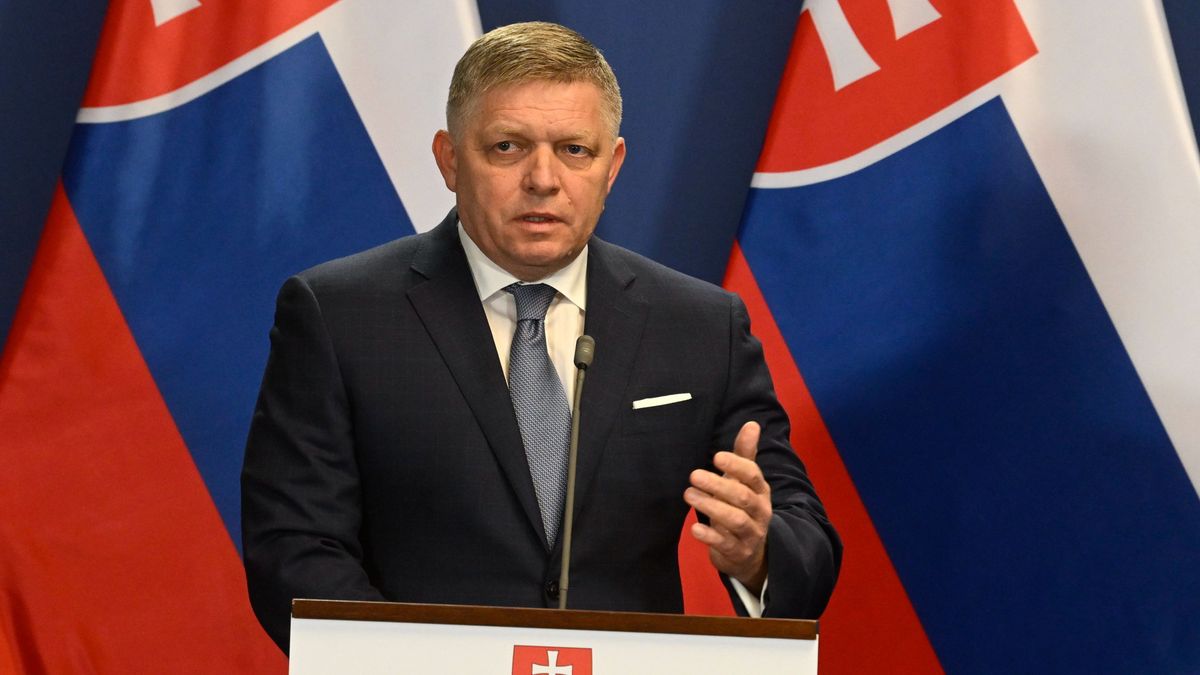 Robert Fico első nyilvános fellépésében Orbán Viktor közvetítői erőfeszítéseit méltatta
