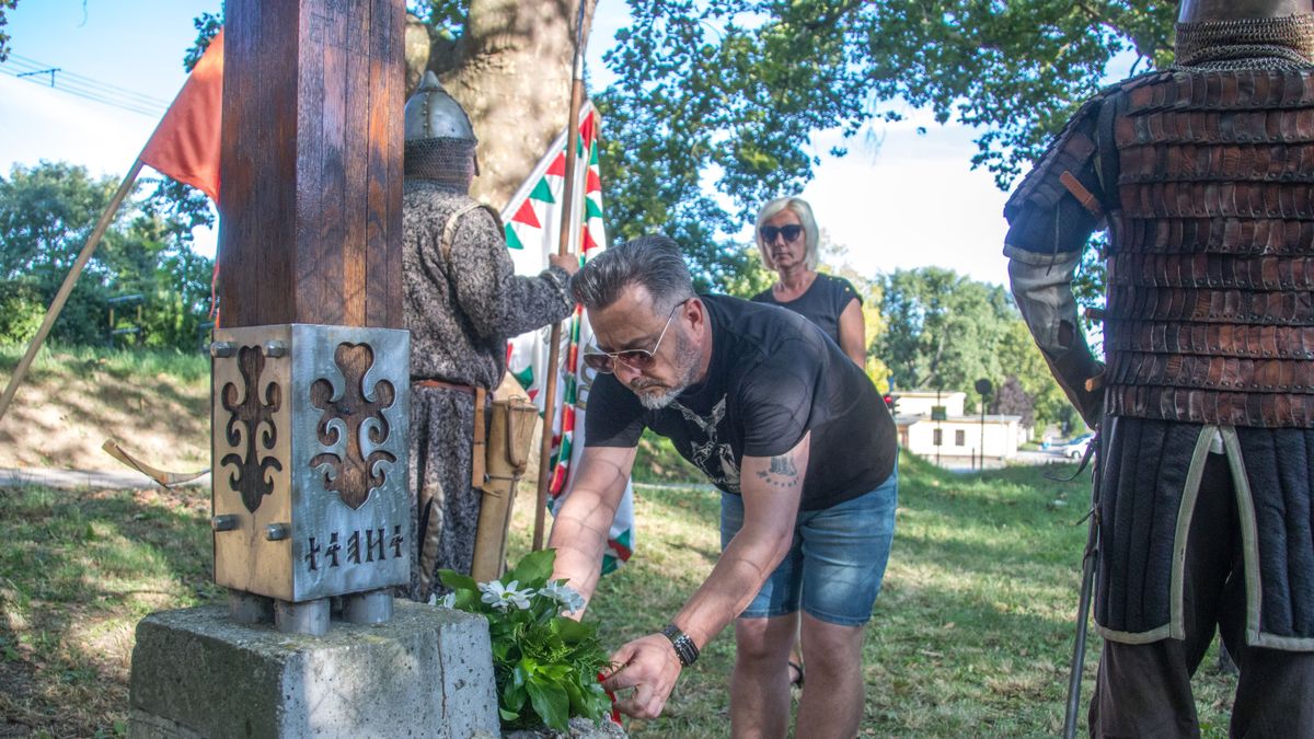 A pozsonyi csatára emlékezett a Palotai Turul Társaság