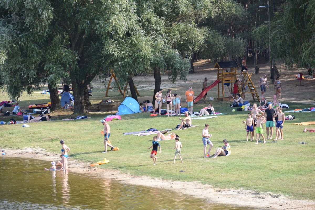 Minden korosztályt vár a nagyteveli strand