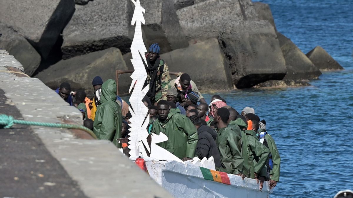 Jelentősen erősödik a migrációs nyomás Afrika irányából