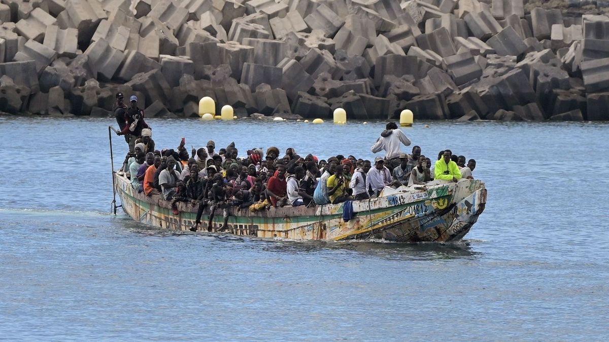 Mutatjuk, hogyan jutnak be Európába az illegális migránsok (videó)