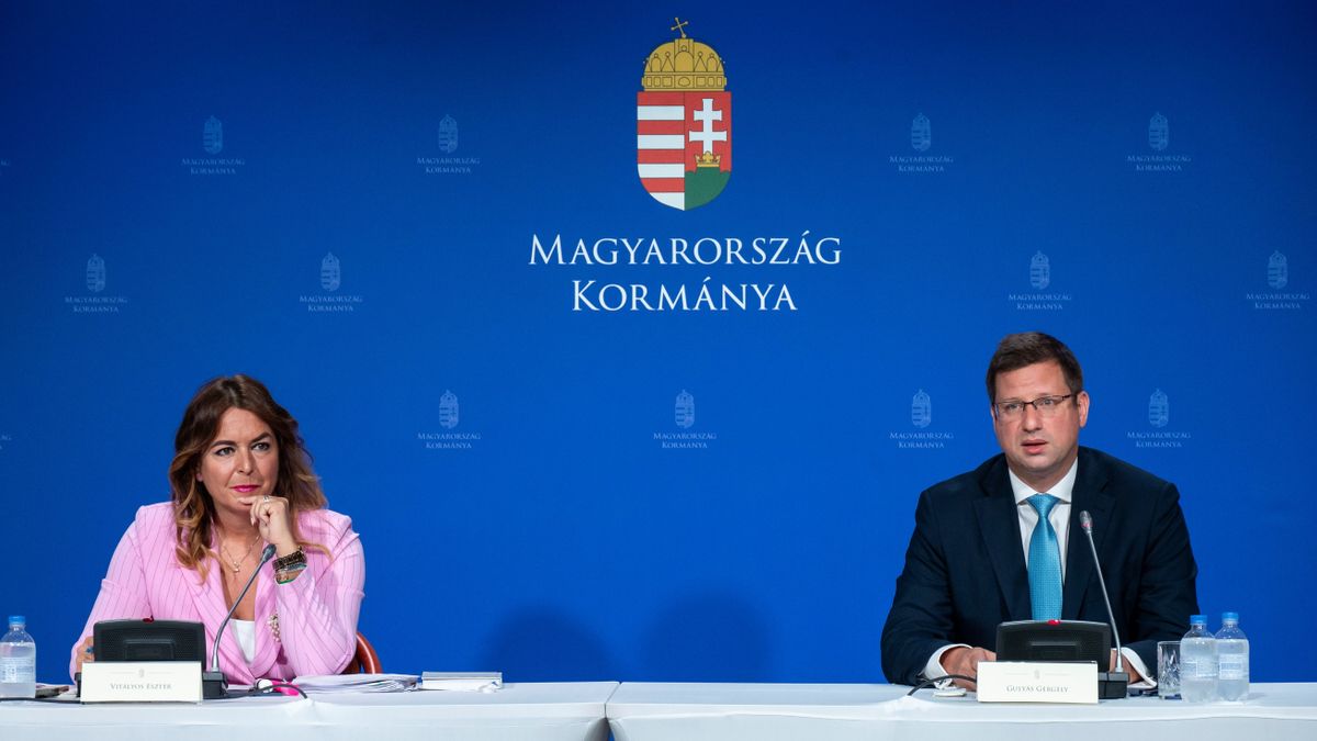 Kövesse nálunk élőben Magyarország Kormányának sajtótájékoztatóját!