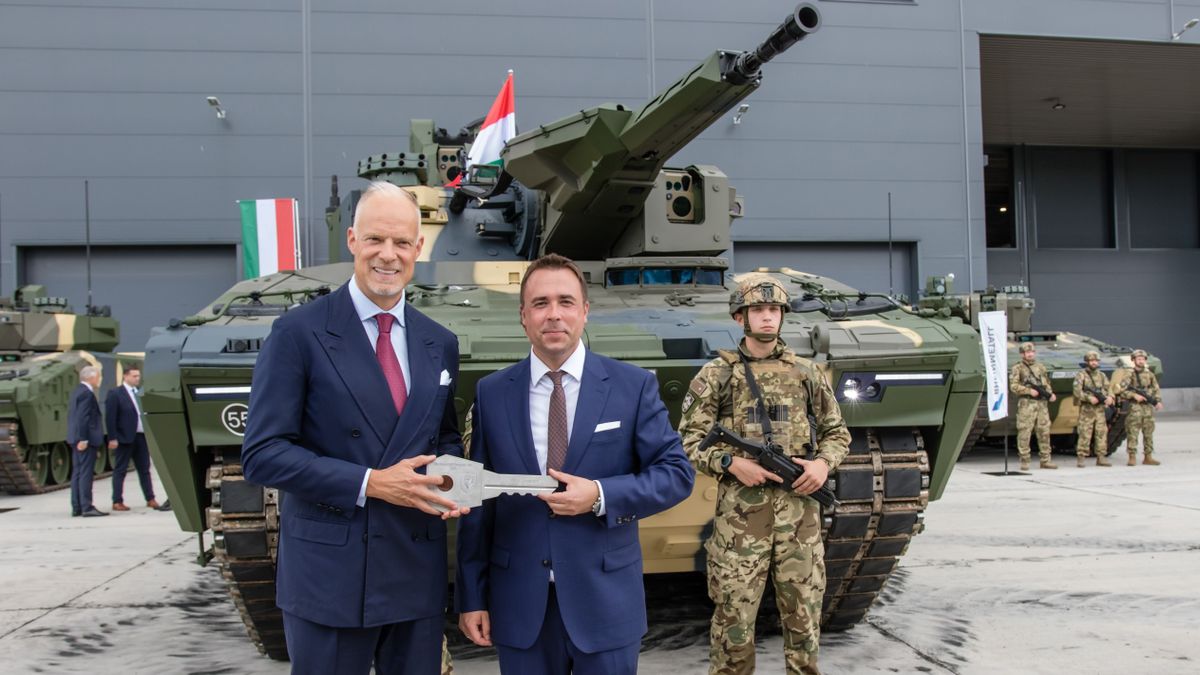 Legördült a zalaegerszegi gyártósorról a honvédség első magyar gyártású Lynx KF-41 gyalogsági harcjárműve
