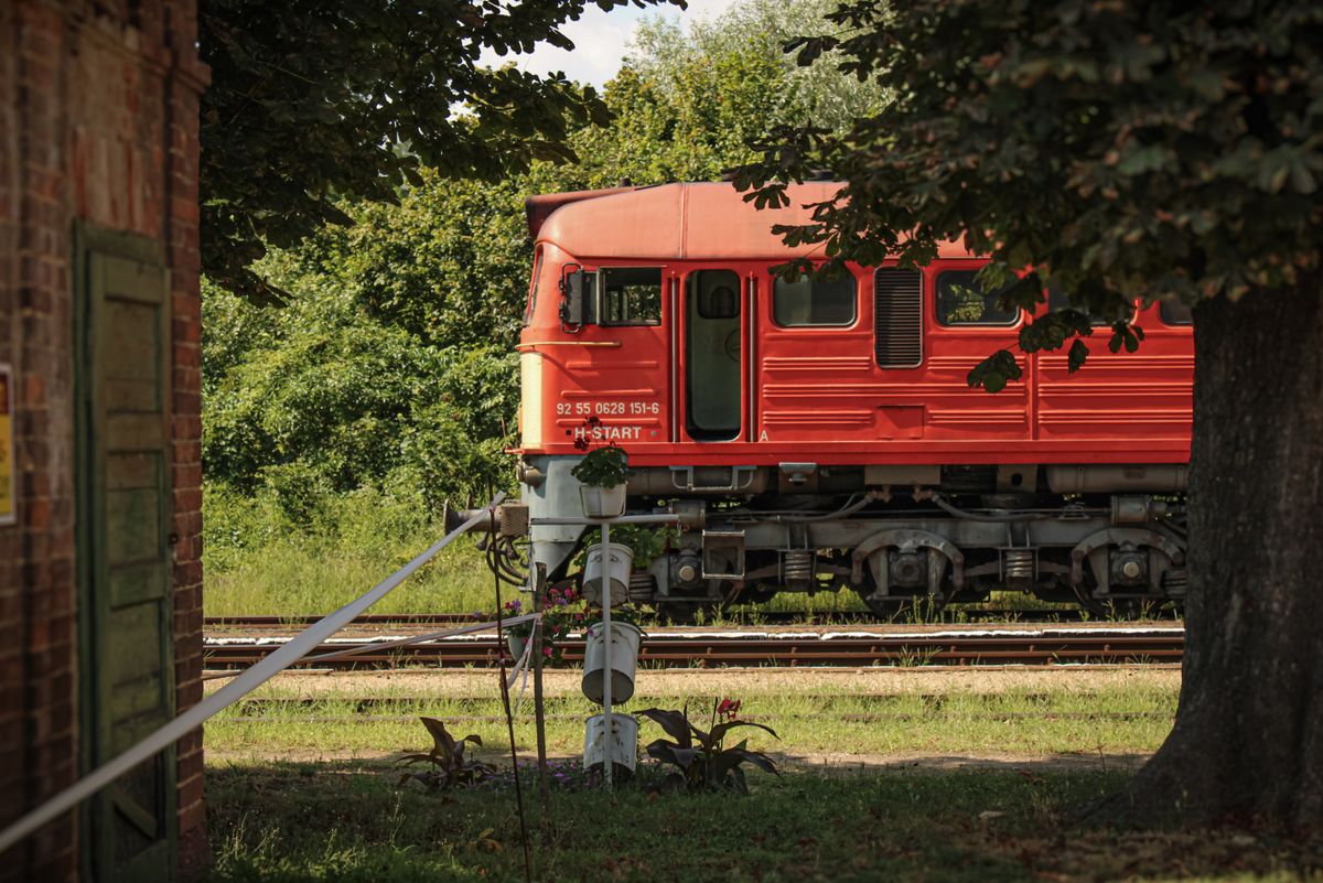 A vasút folyamatosan törekszik a járműpark megújítására, a meglévő szerelvények karbantartására, a megfelelő számú kocsi közlekedtetésére