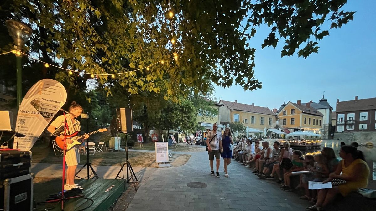 A LégyOtt koncertek üde színfoltjai a tapolcai nyárnak 