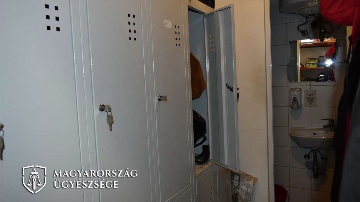 Börtönbüntetés várhat a férfira, aki öltözőkből lopott pénztárcákat