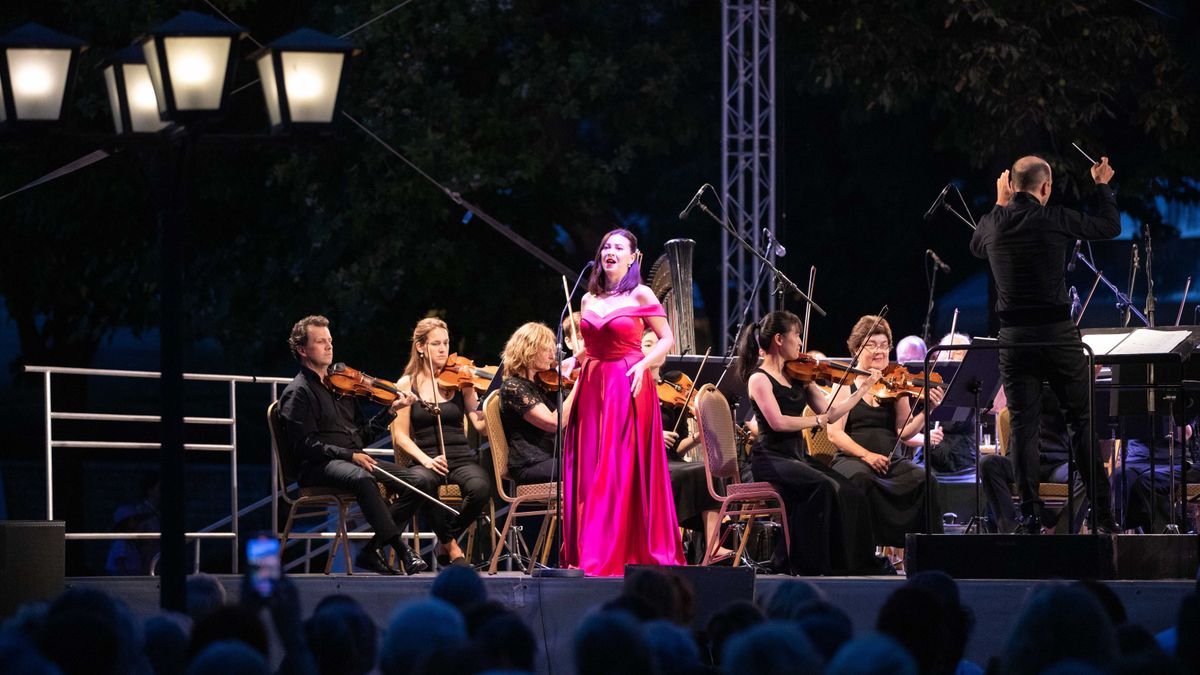 Operák csendültek fel a balatonfüredi éjszakában (galéria)