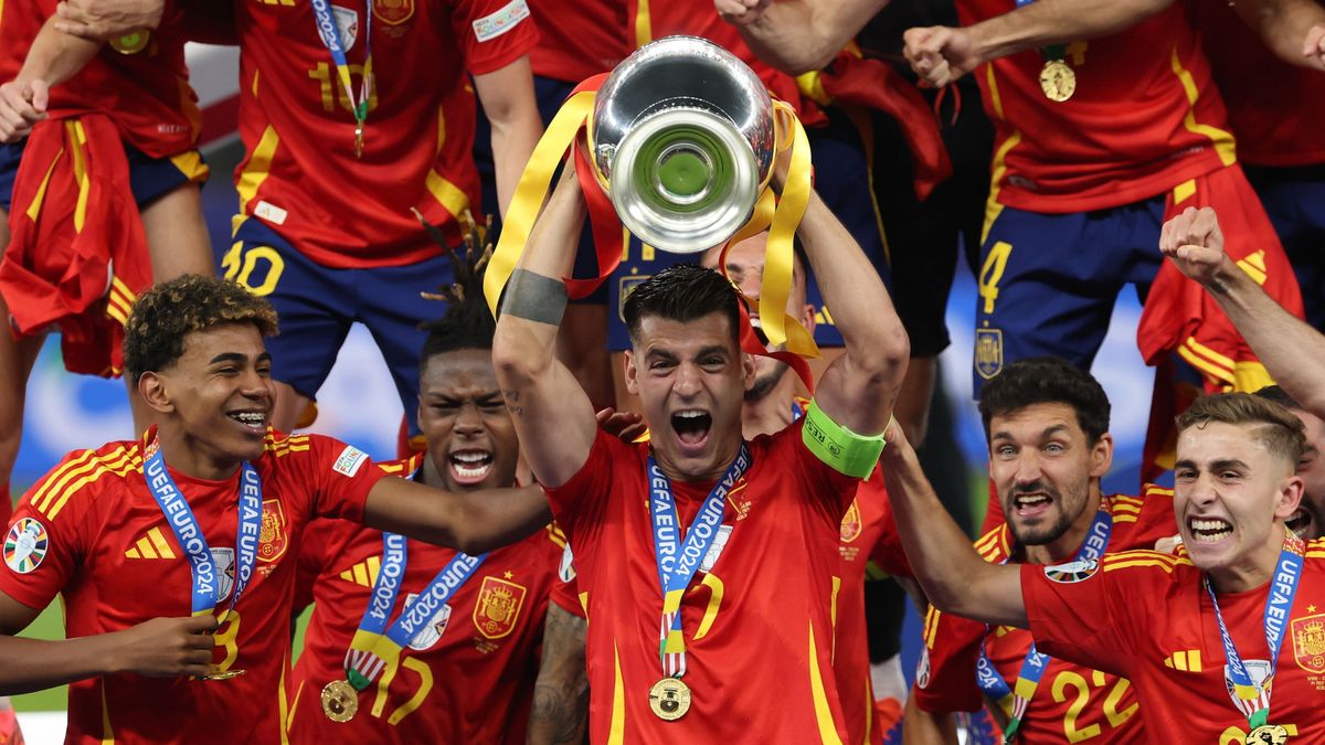 Morata kicsúfolta a németek sztárját, Carvajal megalázta spanyol minisztert (videó)
