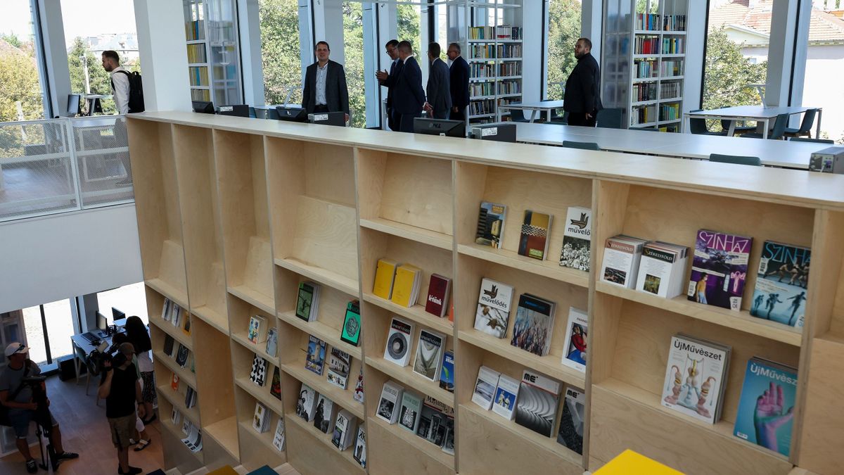 Csaknem hatezer elsőéves kezdheti meg tanulmányait a Budapesti Gazdasági Egyetemen