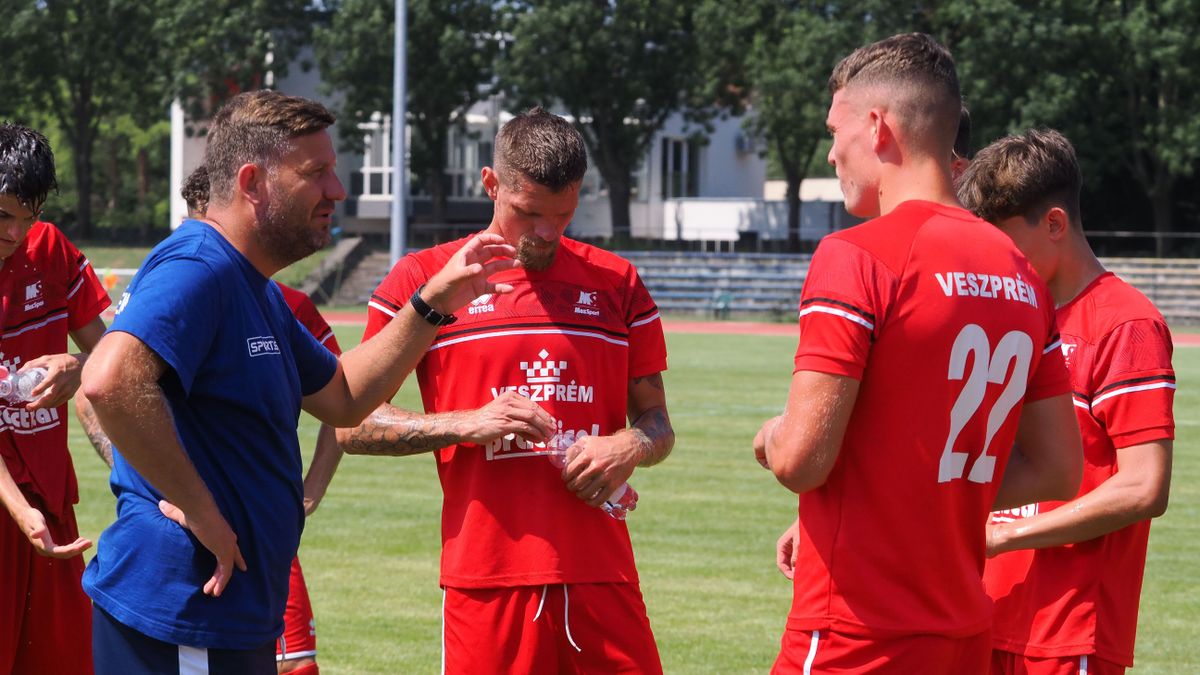Hétvégi edzőmeccsek és kupasorsolás