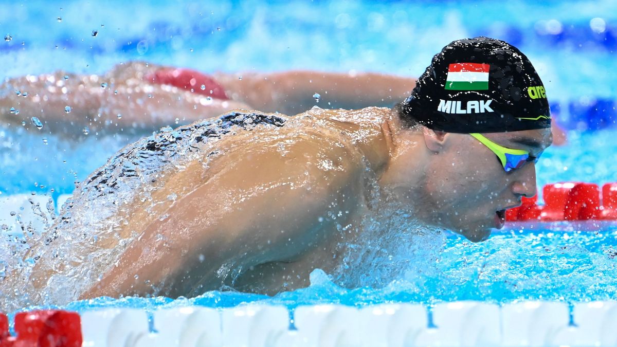 A bombaformában lévő Milák Kristóf csendesen menetel az olimpiai arany felé (videó)