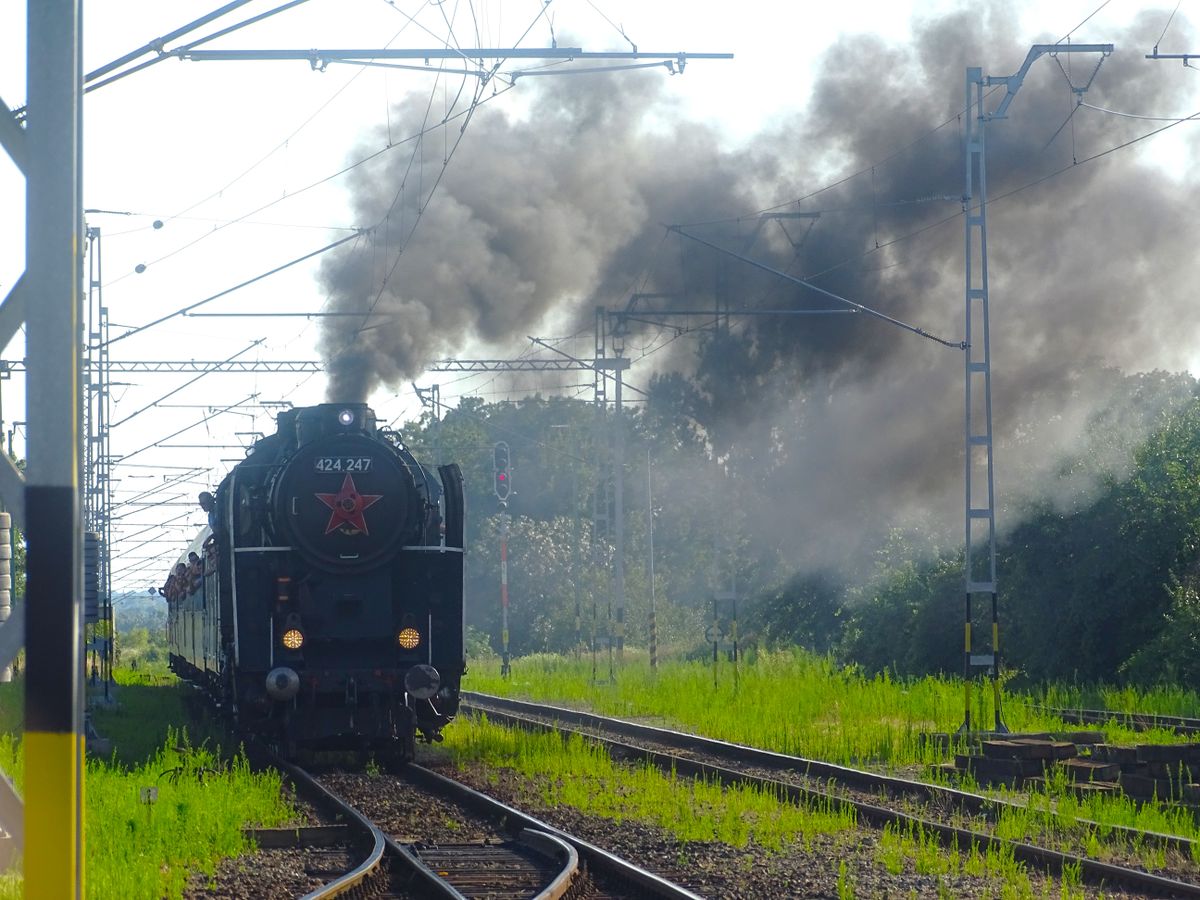 Sötétség, füst- és korom. Megidézték a nosztalgia-korszak emlékét is