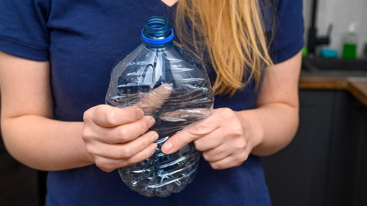 PET palackokkal kapcsolatos zöld állításokat vizsgál a GVH