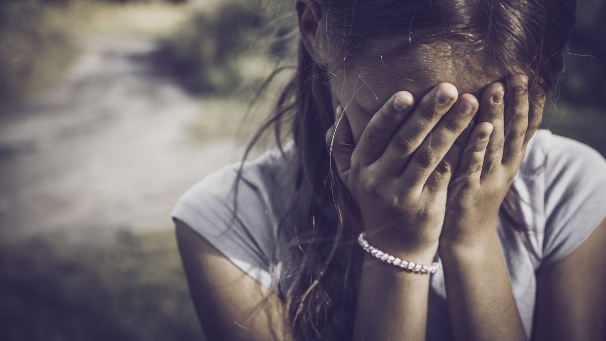 Döbbenetes magyarázattal állt elő az 5 gyereket molesztáló magyar pap
