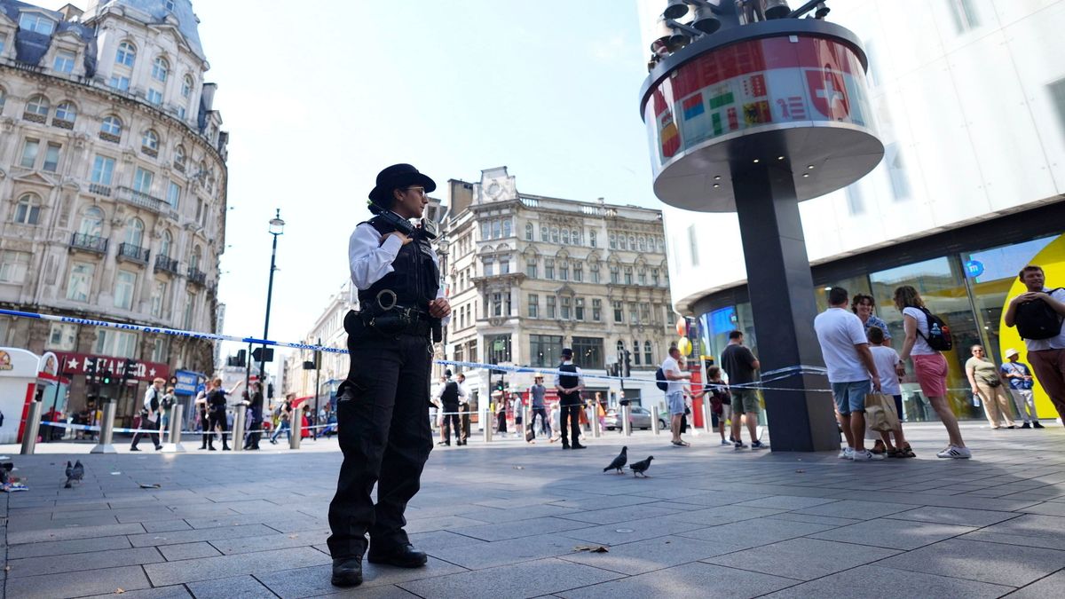 Késes támadás történt Londonban, egy kislány is az áldozatok között van