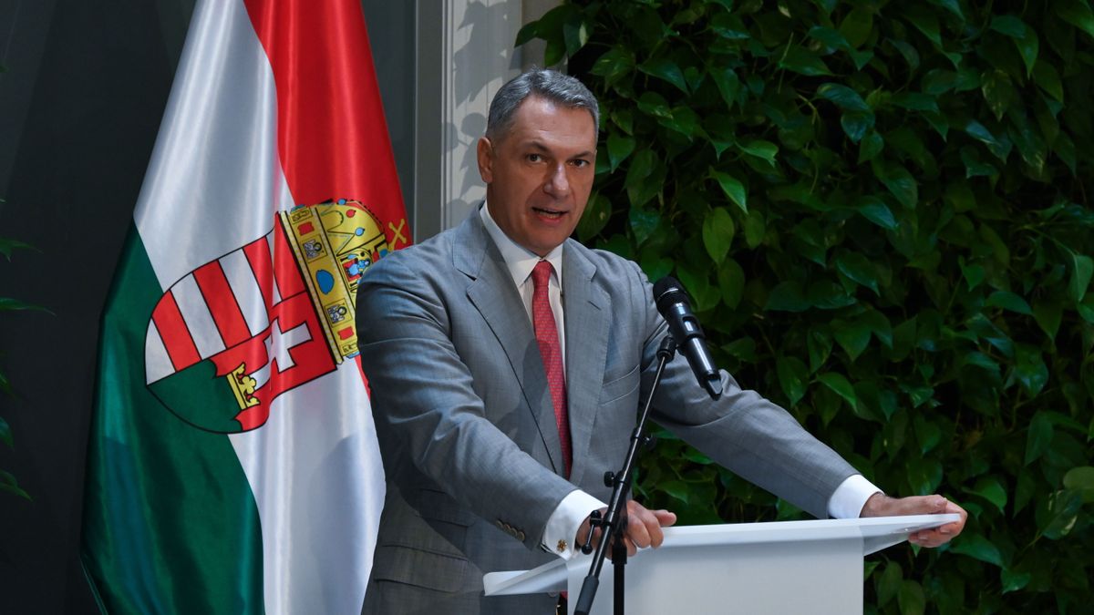 Lázár János belejentette a kormány közlekedési akciótervét (videó)