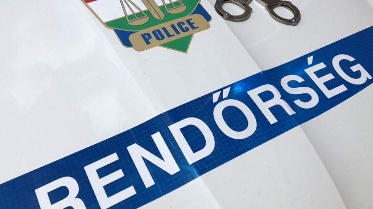 Visszahúztak egy nőt a völgyhídon