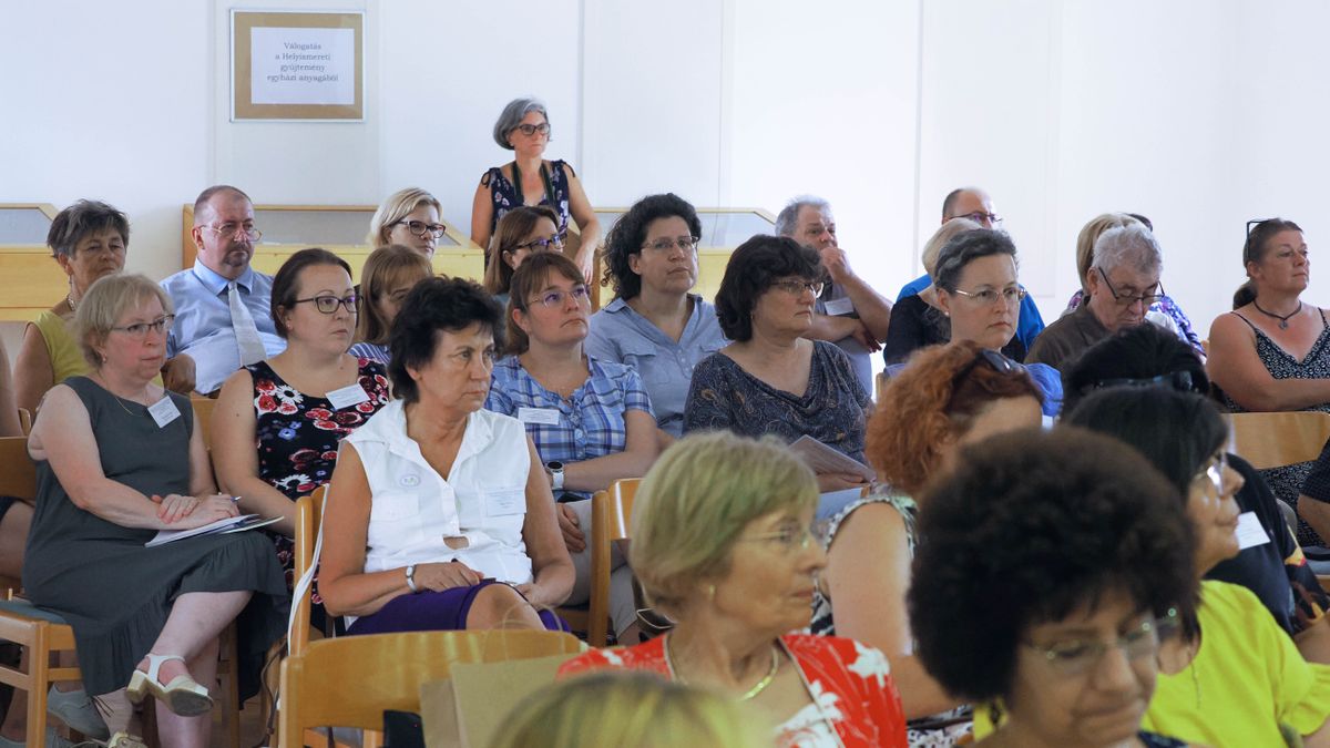 Helyismereti, egyházi, helytörténeti konferencia (képgaléria)