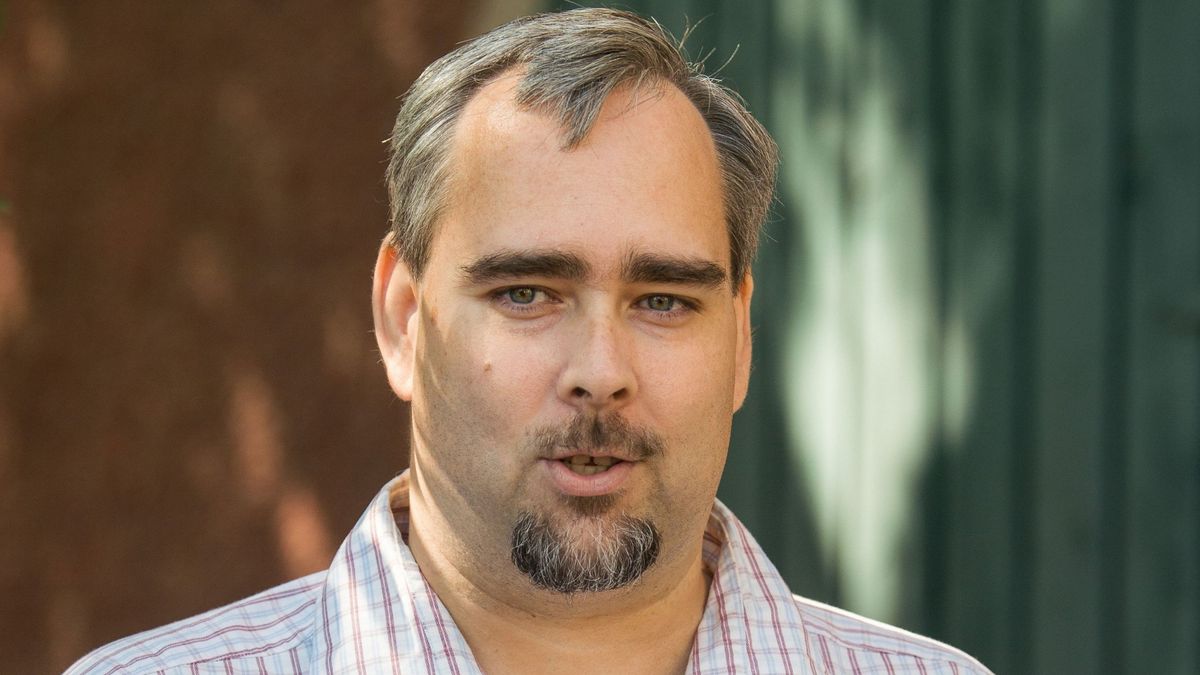 Őrizetbe vették Óbuda polgármesterét