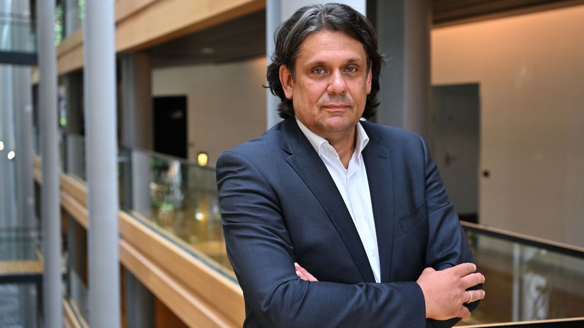 Deutsch Tamás levelet írt Manfred Webernek