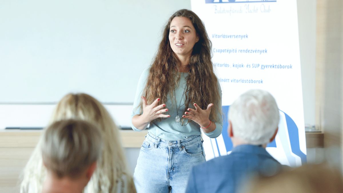 Egészség, erő, jókedv: fürdés a téli Balatonban (képgaléria)