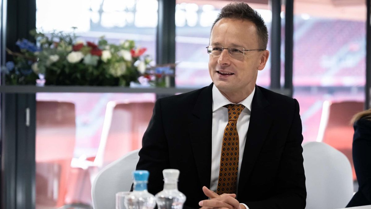 Szijjártó Péter Malajzia ültetvényügyi- és áruipari miniszterével tárgyalt
