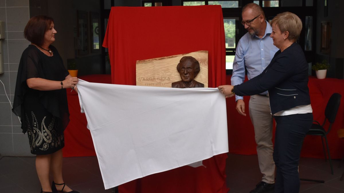 Jubilál a pápai Petőfi-gimnázium
