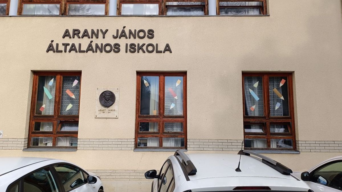 Kirúgták azt a nyírmeggyesi tanárt, aki a diákjait szégyenítette