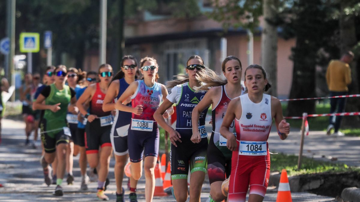 Félezren sportoltak Ajka belvárosában