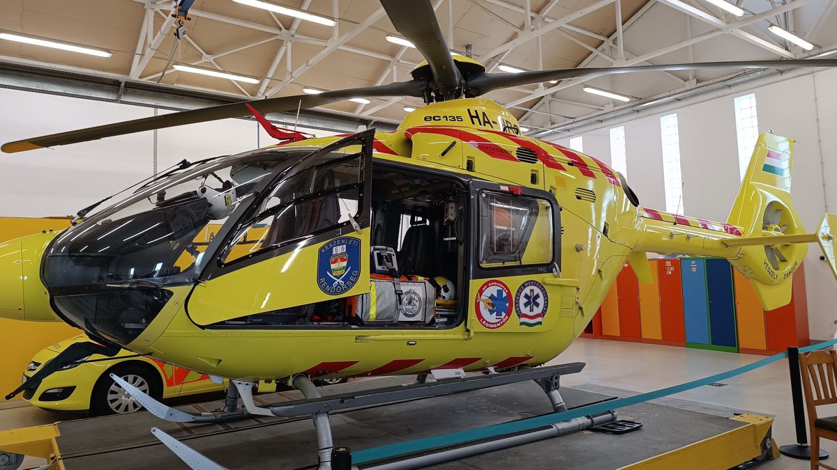 Véradás és mentőhelikopter Balatonfüreden