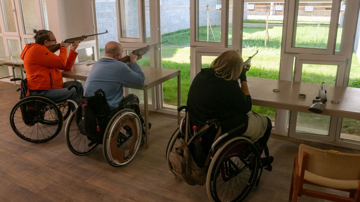 Légpuskalövészeten mérték össze tudásukat a mozgássérültek
