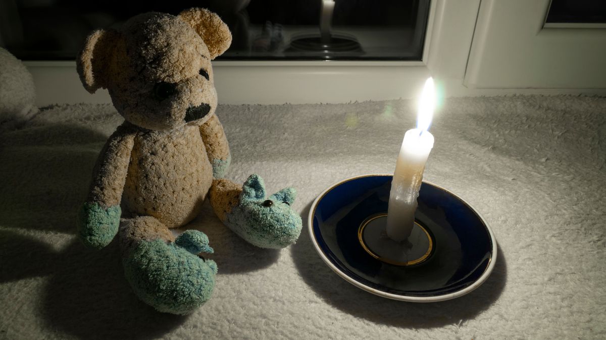 Megszakad a szív: megszólaltak annak a 14 éves lánynak a szülei, akit a vonat gázolt el