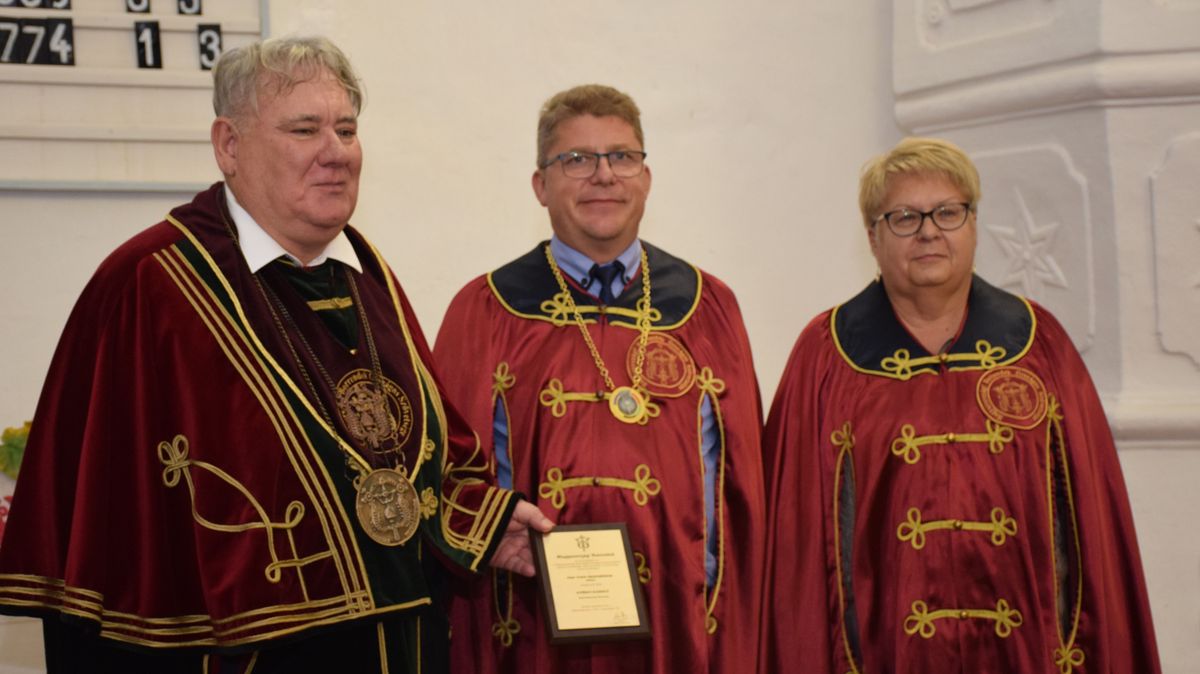 Évfordulót ünnepelt a borrend