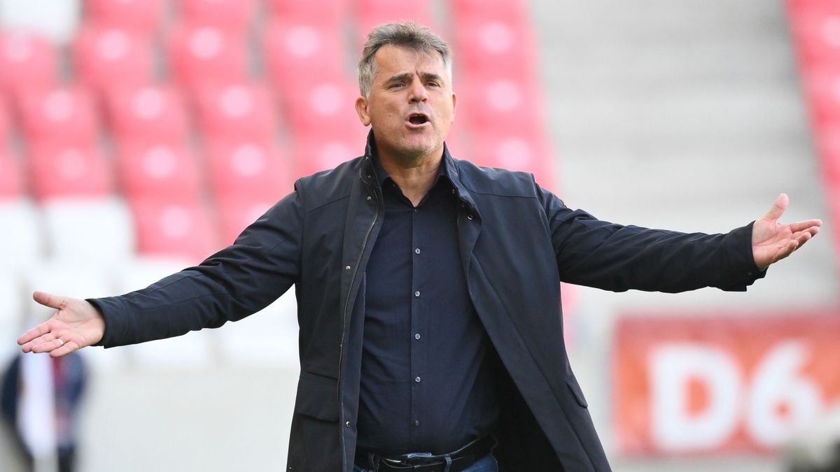 Menesztette Máté Csaba vezetőedzőt a Debrecen