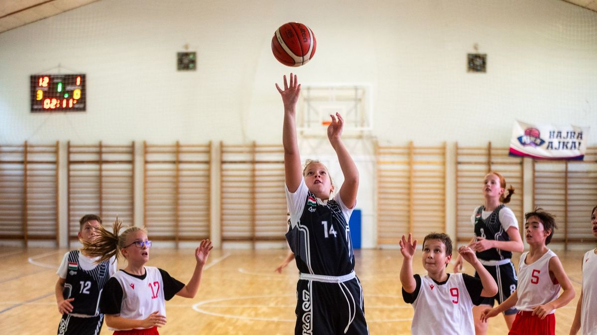 Ajkai kosárlabdasikerek