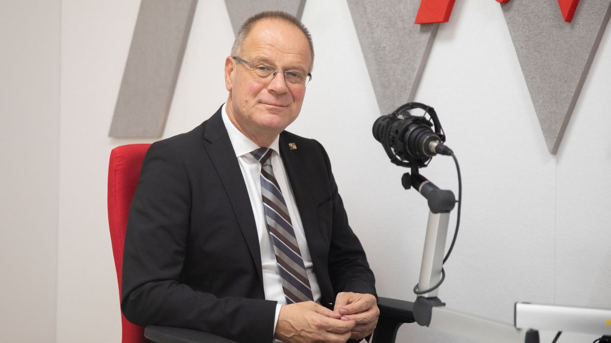 Navracsics Tibor: Meghatott a díszpolgári cím