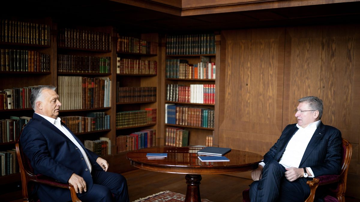 Orbán Viktor az MKIK elnökével tárgyalt az új gazdaságpolitikai akciótervről és a kamarai együttműködésről