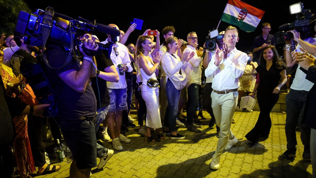 Elemző: Magyar Péter kapkodva keresi azokat a témákat, amelyekkel a sajtóba tud kerülni