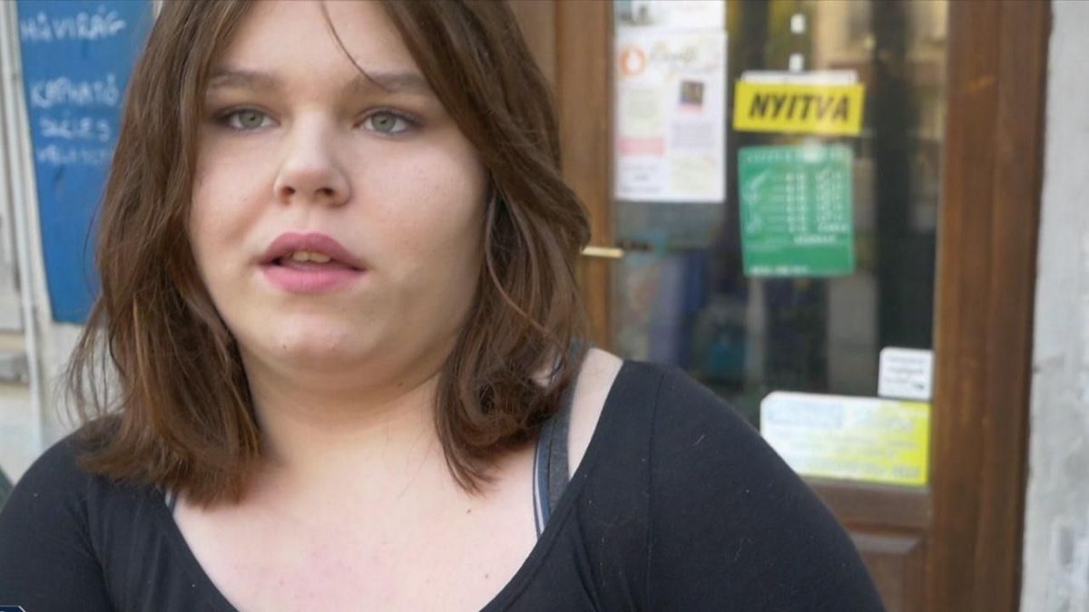 Fojtogatta és fenyegette a diákjait egy testnevelő tanár Tolnában