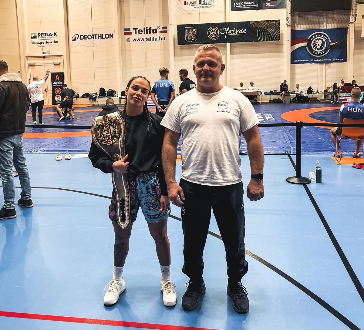 A VESC sportolói remekeltek, Nassri Naima magyar bajnok lett a felnőtt női mezőnyben grapplingben