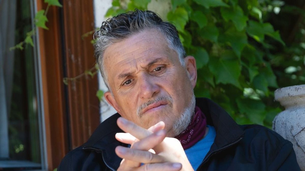 „Házi őrizetben nehéz udvarolni“ – szakított Galambos Lajos és titokzatos kedvese