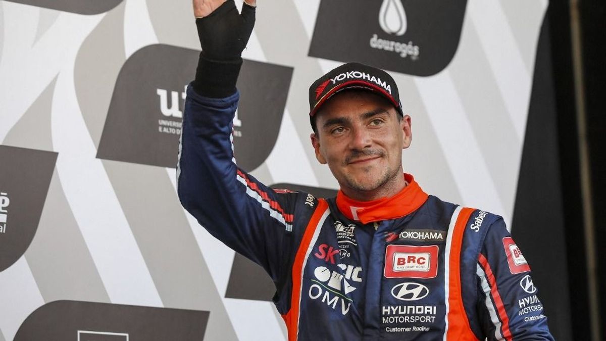Michelisz harmadszor lehet a túraautózás királya