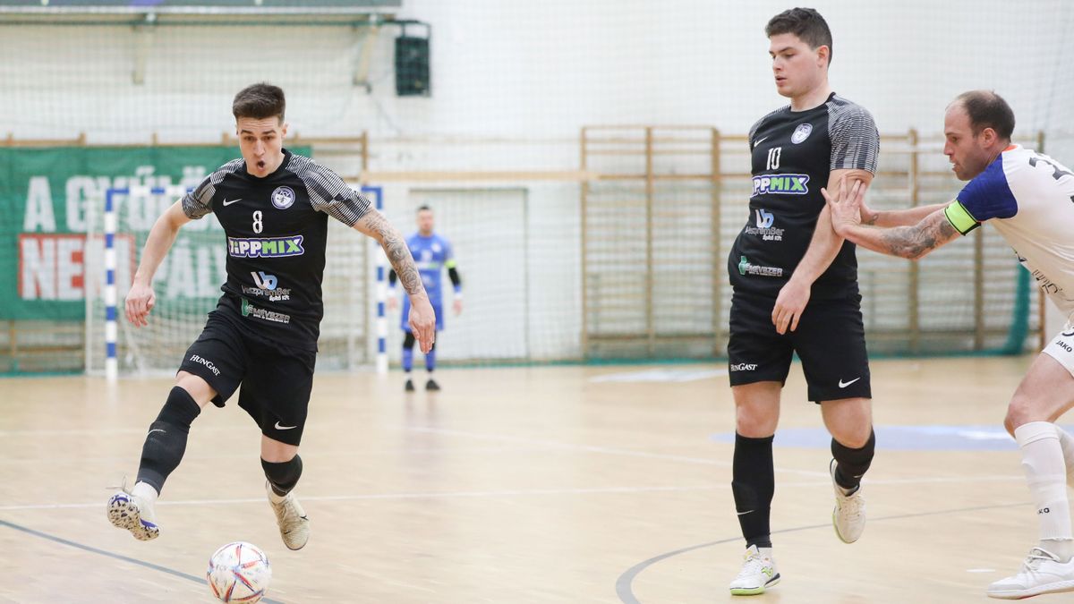 Új edzőjével is kikapott a veszprémi futsalcsapat