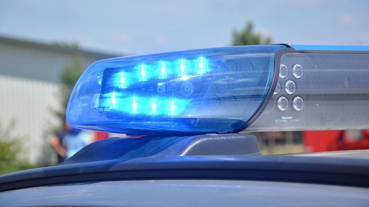 Záróvonalon előzte meg a rendőröket, a "jutalom" nem maradt el (videó)