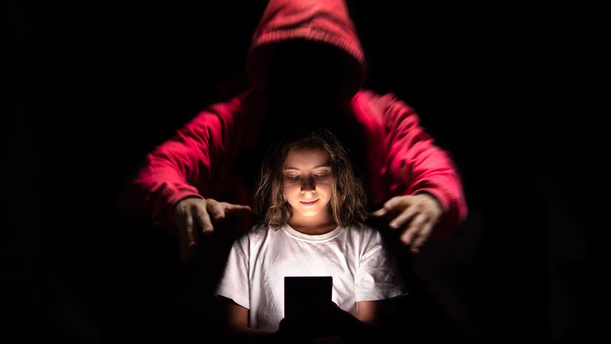 Online visszaélések elleni kampányt indít a gyermekek védelmében az NMHH (videó)