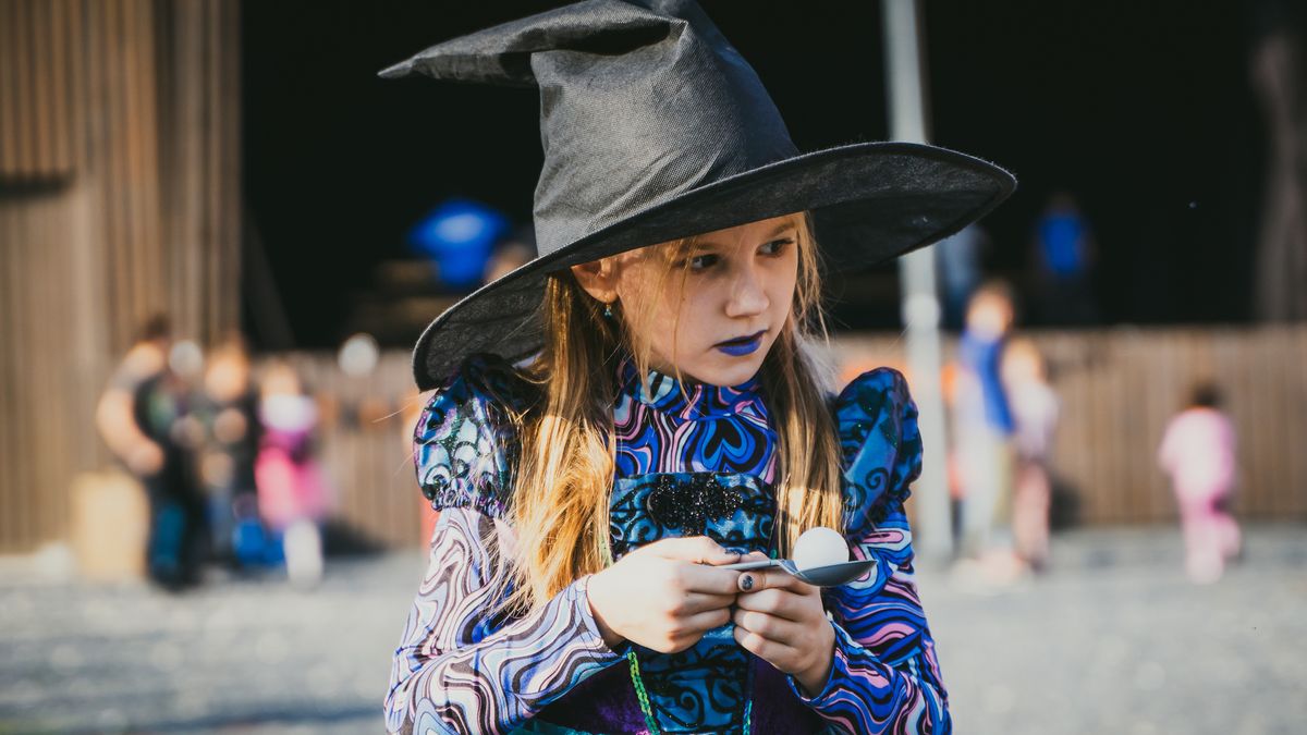 Lila szájú boszorkányok